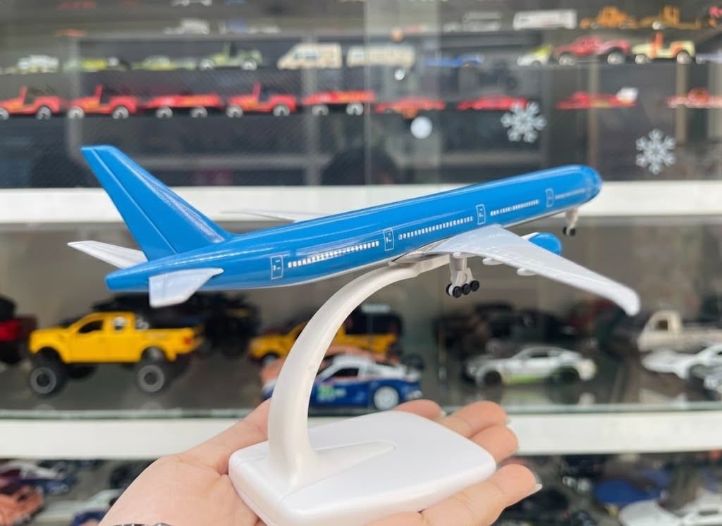  Mô hình máy bay VN Airlines Boeing B777 300ER 20cm MB20011 