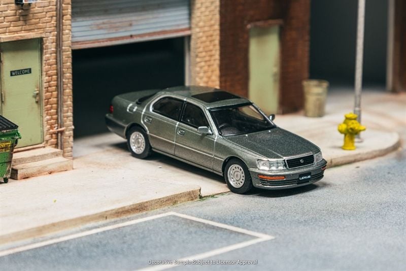  Mô hình xe Lexus LS400 (UCF10) Flint Grey tỉ lệ 1:64 Tarmac Works T64G-082-GY 