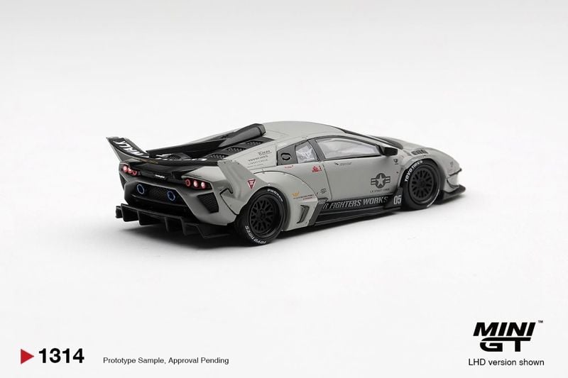  Mô hình xe Lamborghini LB-Silhouette WORKS MURCIELAGO GT Evo Fighter box tỉ lệ 1:64 MiniGT MGT01314-CH 