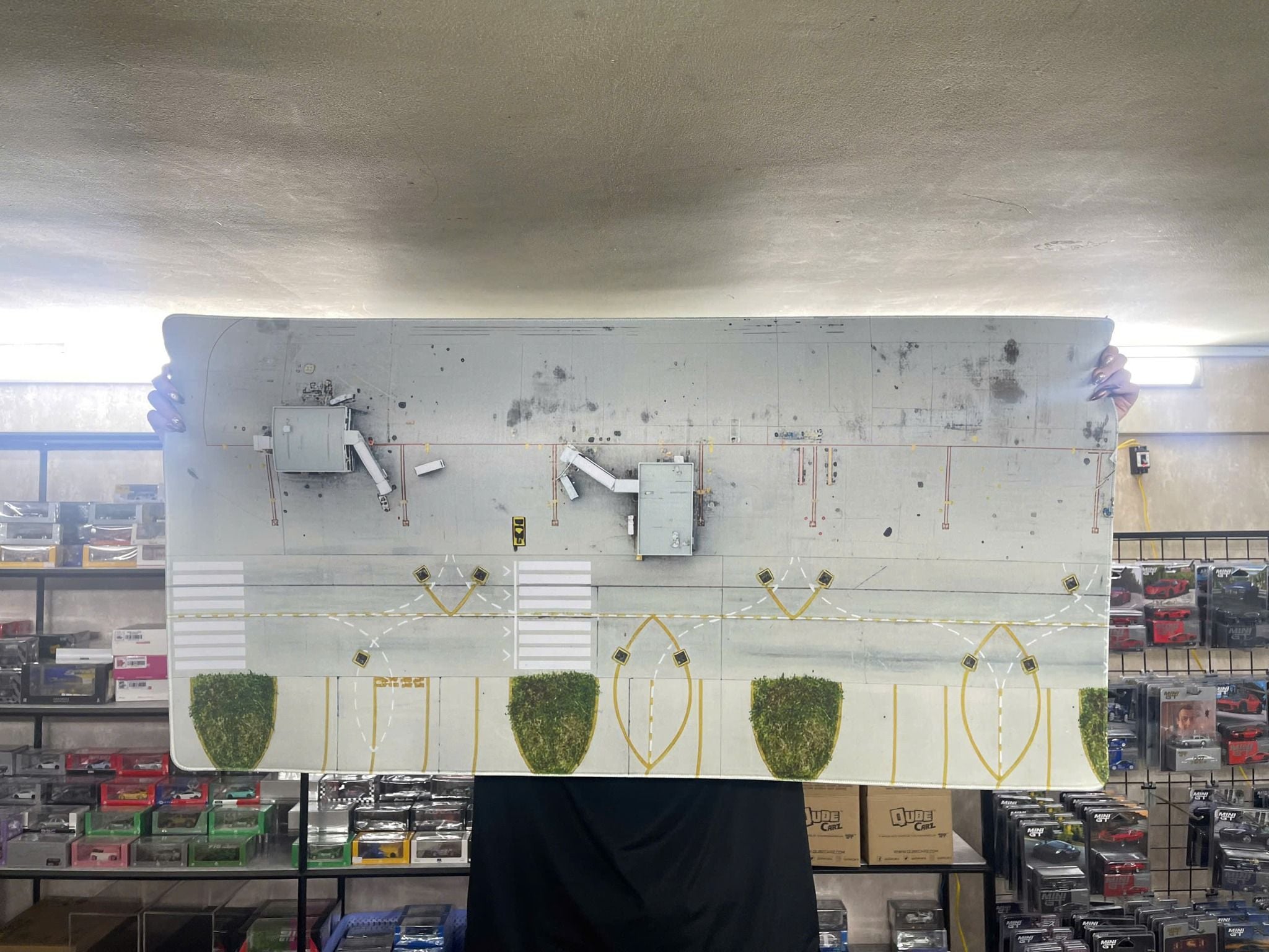  Phụ kiện thảm sa bàn chống trượt mô phỏng diorama đường băng - bãi đáp kích thước 100x50 cho mô hình máy bay Autono1 PT029 