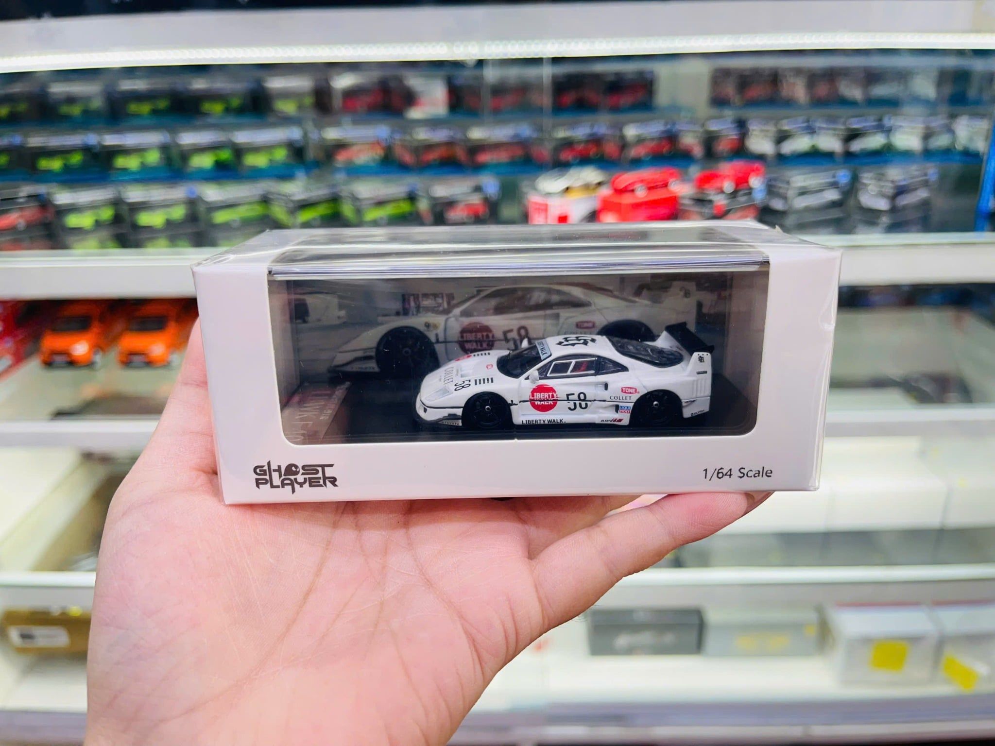  Mô hình xe LBWK F40, white 58-number paint, limited to 500 units tỉ lệ 1:64 SwXGHOST PLAYER OT64430 
