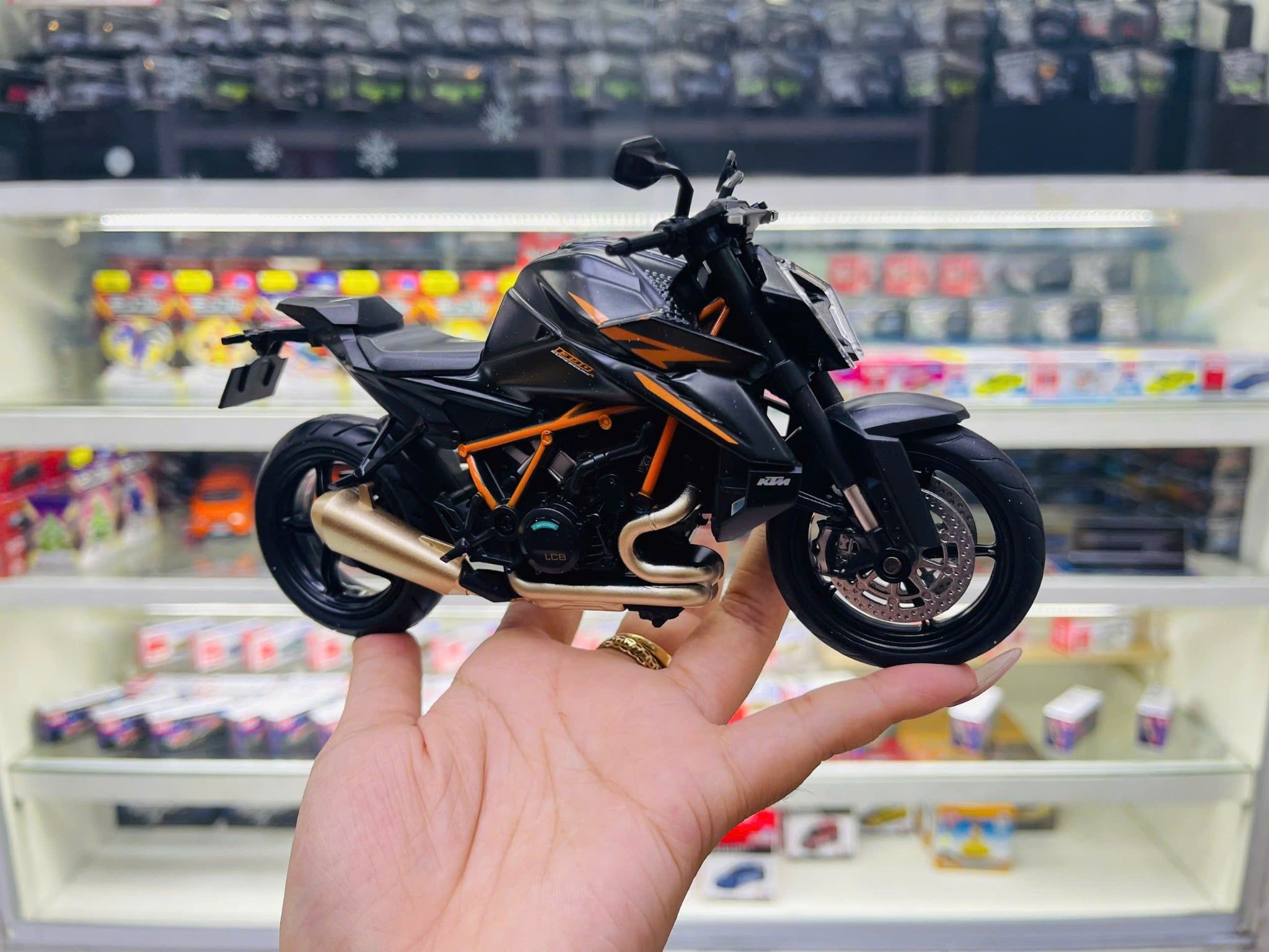  Mô hình xe mô tô KTM Duke RC1390 có âm thanh đèn tỉ lệ 1:12 Alloy model 644108 MT12024 