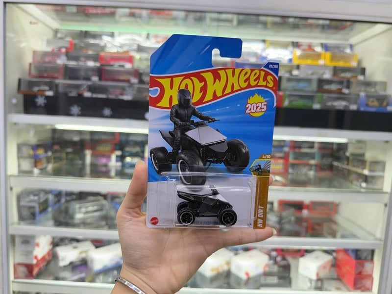  Mô hình xe Tesla Cyperquad black Hotwheels kim loại có bản quyền chính hãng tỉ lệ 1:64 C4982-TE 