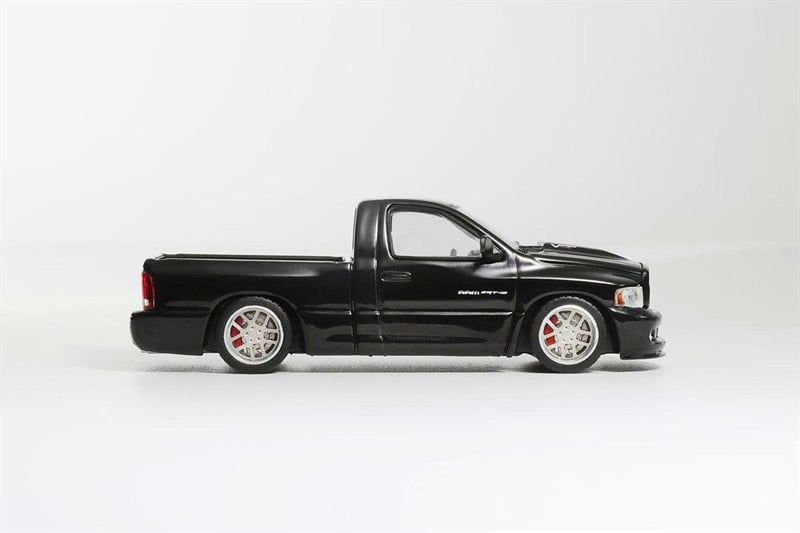  Mô hình xe Dodge Licensed Product - RAM SRT-10 Pickup tỉ lệ 1:64 Shoom64 x GCD OT64720 