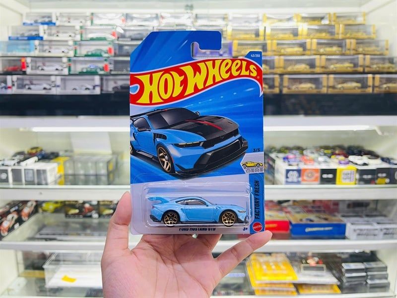  Mô hình xe Ford Mustang GTD Hotwheels kim loại có bản quyền chính hãng tỉ lệ 1:64 C4982-FO 