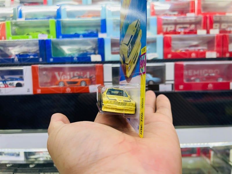  Mô hình xe BMW M3 '92 Hotwheels kim loại có bản quyền chính hãng tỉ lệ 1:64 C4982-BM 