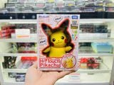  Mô hình nhân vật Pokemon Pokemon Hi Touch Pikachu Eng Ver - cảm ứng - nói chuyện Takara Tomy 909170 