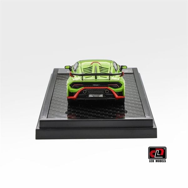  Mô hình xe Lamborghini Huracan STO mở được nắp máy sau tỉ lệ 1:64 LCD Model LCD64043 