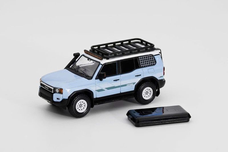  Mô hình xe Toyota Land Cruiser MK5 Prado Light Blue 250 tỉ lệ 1:64 GCD KS-075-581 
