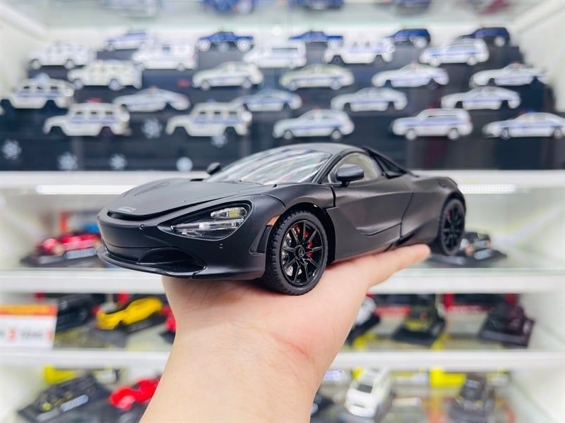  Mô hình xe ô tô Mclaren 720S full open tỉ lệ 1:24 Chezhi CZ24582 