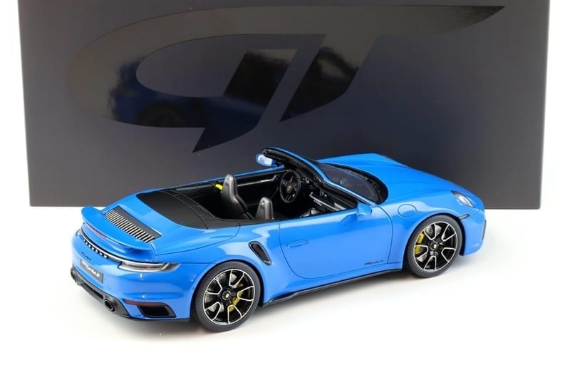  Mô hình xe Porsche 911 (992) Turbo S Convertible 2020 Shark Blue tỉ lệ 1:18 GT Spirit GT441 