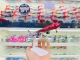  Mô hình máy bay Qatar F1 B777 20cm MB20165 