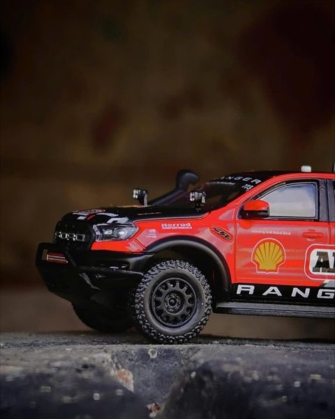  Mô hình xe Ford Ranger Raptor 2024 Baja Racing Livery tỉ lệ 1:64 MK MINIATURES OT64481 