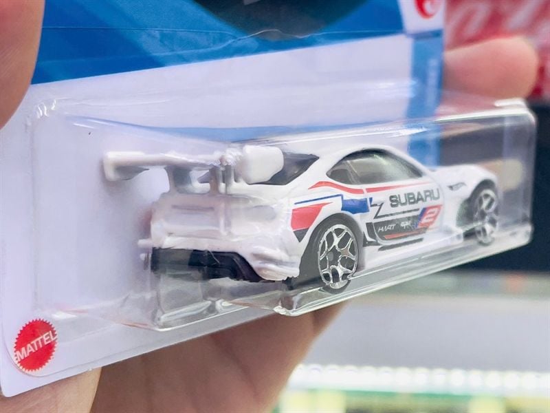  Mô hình xe Subaru BRZ white custom Hotwheels kim loại có bản quyền chính hãng tỉ lệ 1:64 C4982-SU 
