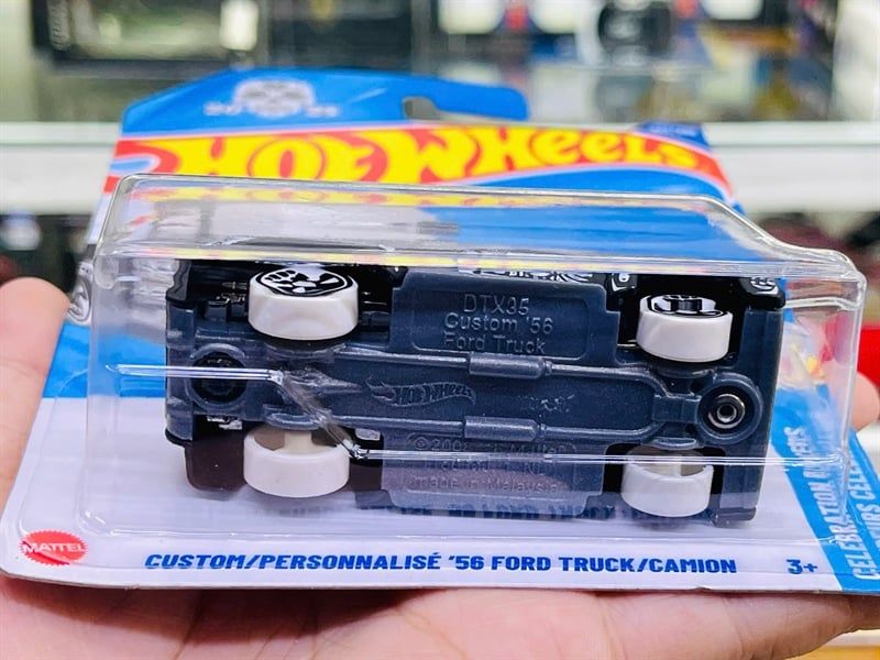  Mô hình xe Ford truck/Camion Personnalise 56 Hotwheels kim loại có bản quyền chính hãng tỉ lệ 1:64 C4982-FO 