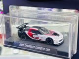  Mô hình xe Chevrolet Corvette C6R no.16 White premium tỉ lệ 1:64 Majorette 8505001012 