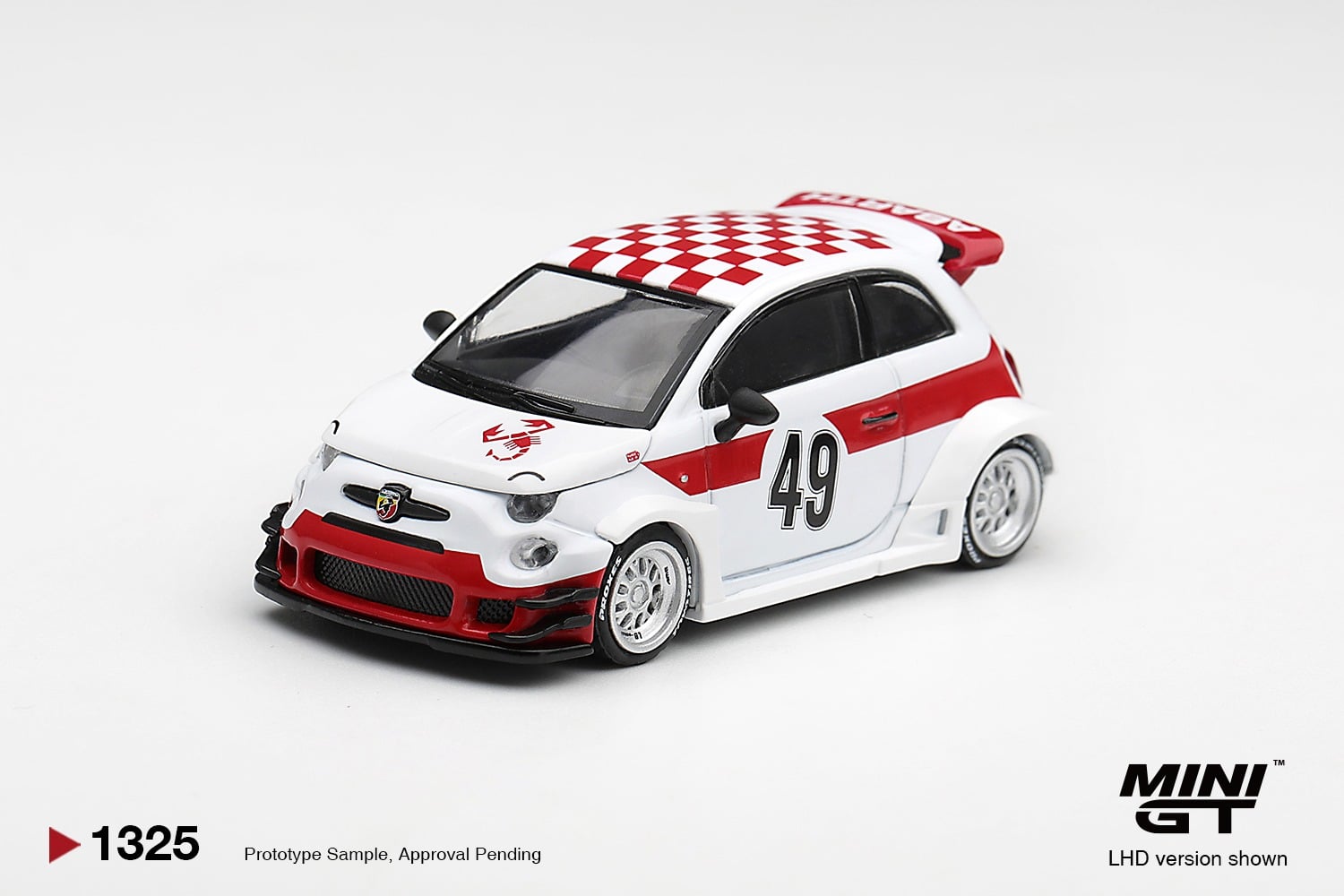  Mô hình xe Abarth 595 LB-WORKS x Abas Works 1000 TC Tribute bản box tỉ lệ 1:64 MiniGT MGT01325 