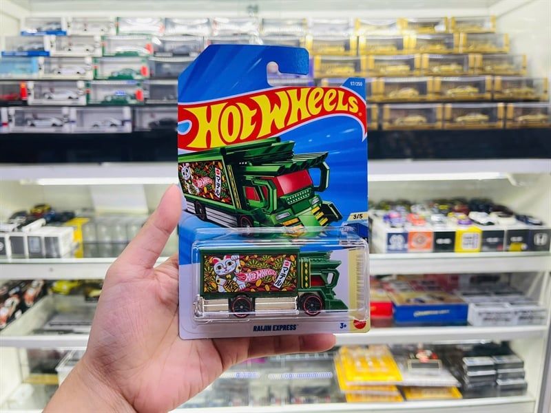  Mô hình xe tải Raijin Express Fantasy Hotwheels kim loại có bản quyền chính hãng tỉ lệ 1:64 C4982-FA 