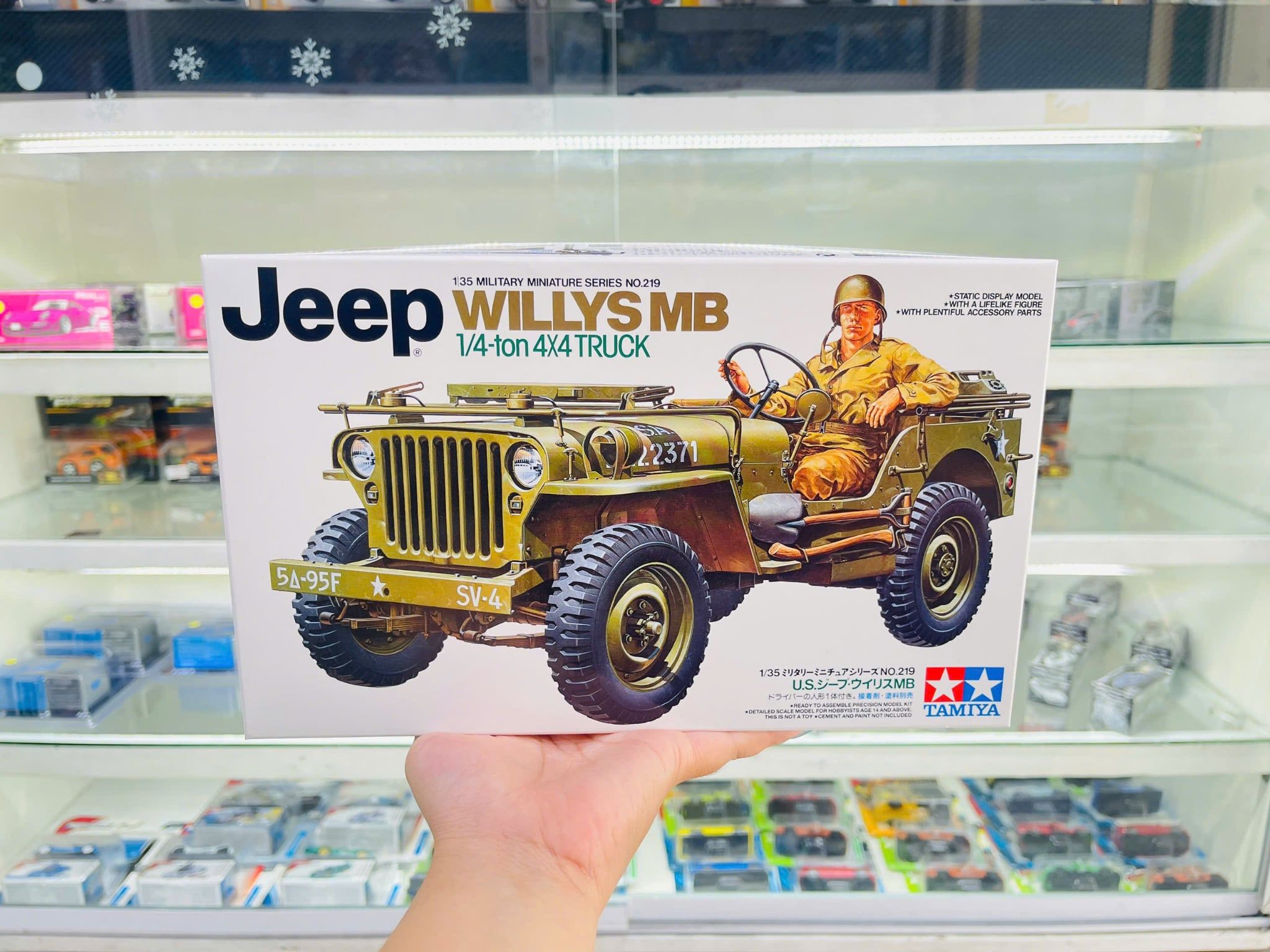  Mô hình lắp ráp xe ô tô quân sự Jeep Willys MB. 1/4-Ton Truck tỉ lệ 1:35 Tamiya 35219 