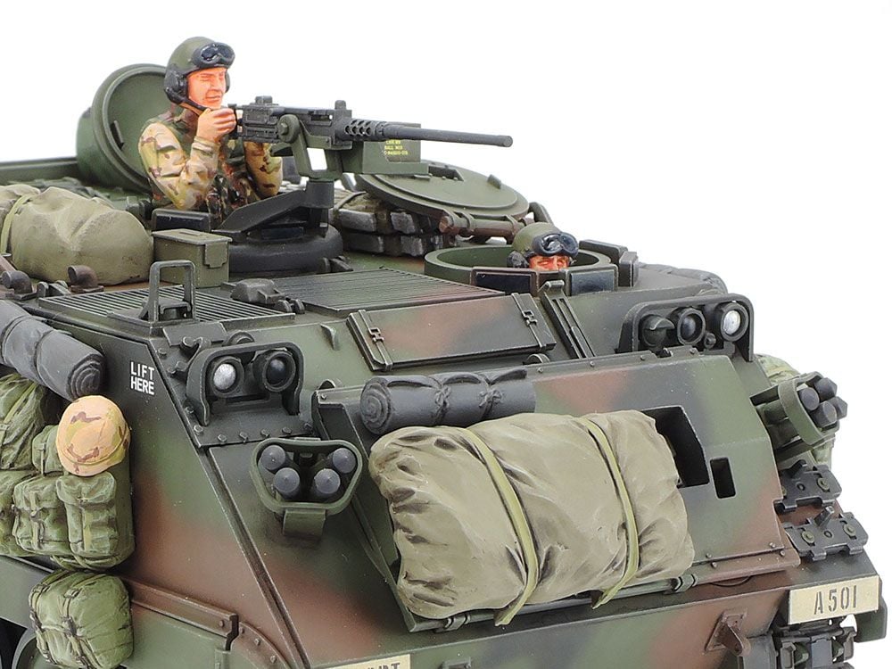  Mô hình lắp ráp xe tăng US M113A2 Desert Ver tỉ lệ 1:35 Tamiya 35265 