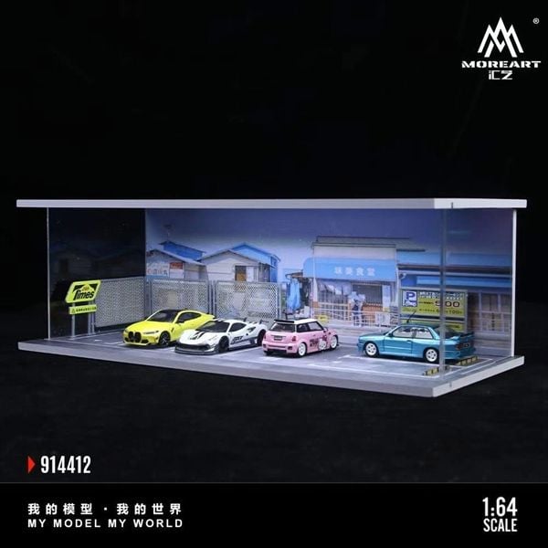  Hộp trưng bày mô phỏng bãi đỗ xe Parking lot - Cafeteria lighting Edition Scene kích thước30cmx13.3cmx10cm tỉ lệ 1:64 MoreArt MO914412 
