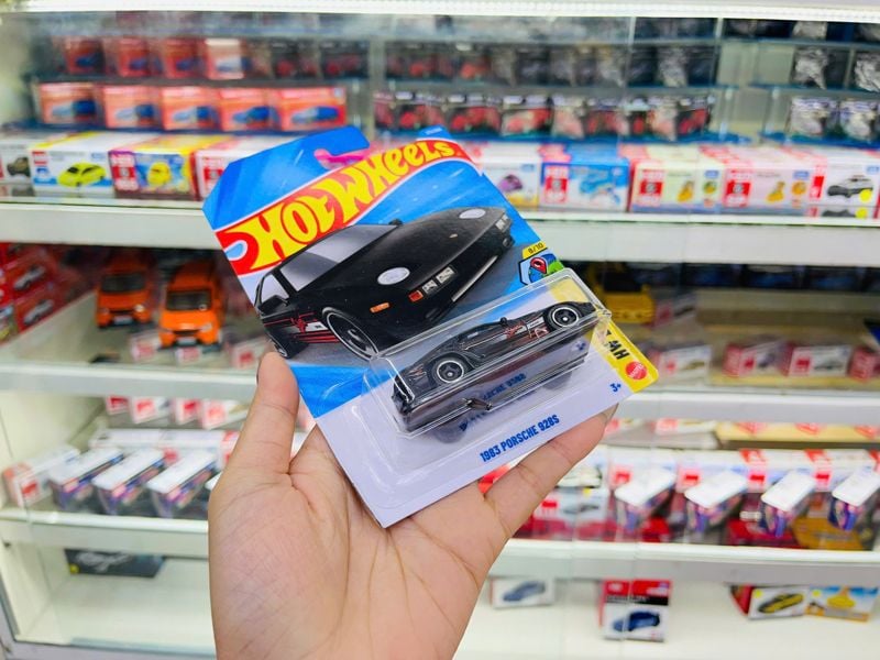 Mô hình xe Porsche 1983 923s Hot Wheels kim loại có bản quyền chính hãng tỉ lệ 1:64 C4982-PO 