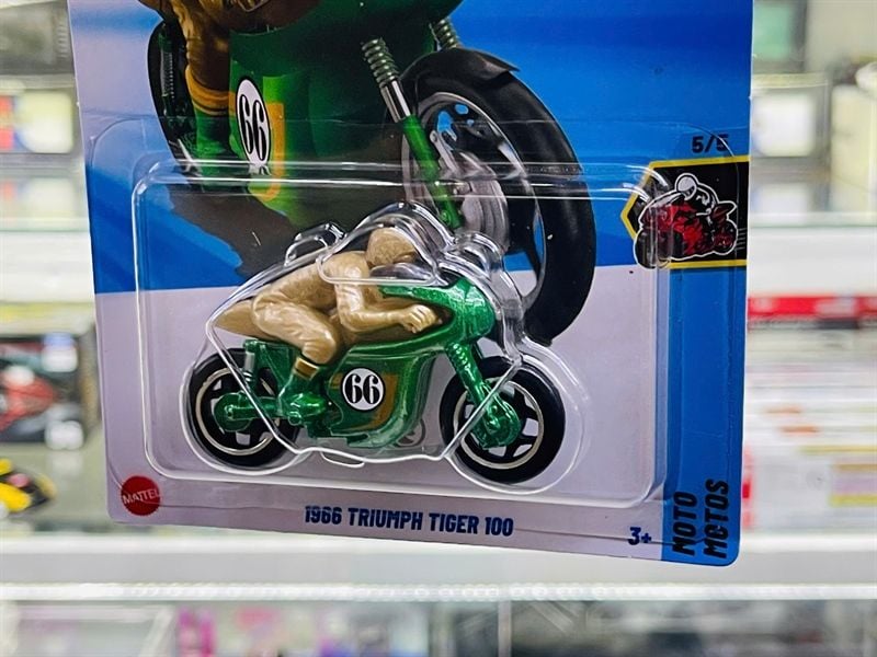  Mô hình xe 1966 Triumph Tiger 100 Treasure Hunt Hotwheels kim loại có bản quyền chính hãng tỉ lệ 1:64 C4982-TH 