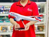  Mô hình máy bay British Airways Boeing B747 có bánh xe kích thước 47cm no led MB47107 