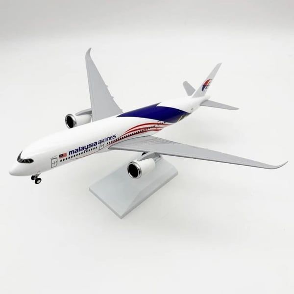  Mô hình máy bay Malaysia Airlines A350 30CM MB30059 