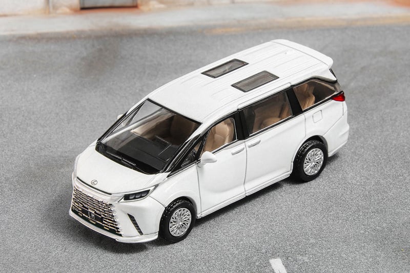  Mô hình xe Lexus LM 2nd Gen tỉ lệ 1:64 DCT LL-027-136 