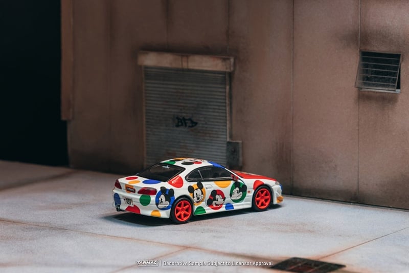  Mô hình xe Nissan Silvia (S15) VERTEX Mickey Mouse bản card tỉ lệ 1:64 Tarmac Works T64G-023-MK 