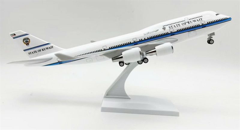  Mô hình máy bay State of Kuwait Boeing B747-8 30cm MB30025 