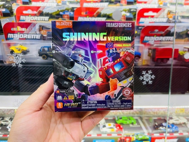  Mô hình Blokees Transformers SV05 Fatal Confrontation (Luminous Eyes & Chest) ET67 Blindbox 71125 