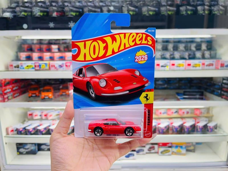  Mô hình xe Ferrari Dino 206 GT Hot Wheels kim loại có bản quyền chính hãng tỉ lệ 1:64 C4982-FE 