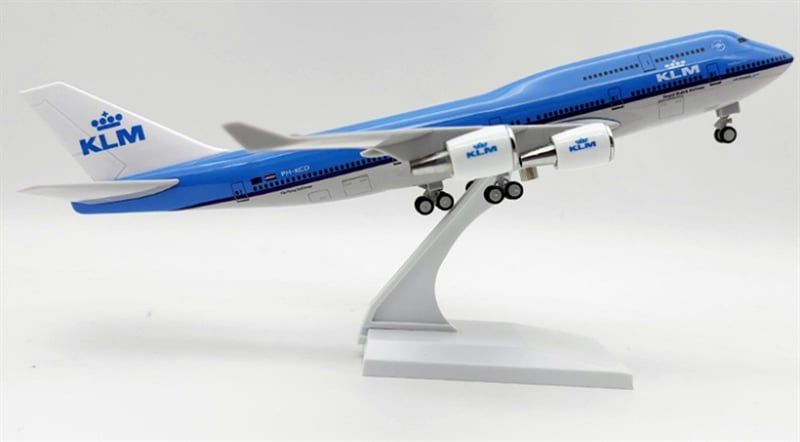  Mô hình máy bay KLM Royal Dutch Airlines Boeing B747 30cm MB30022 