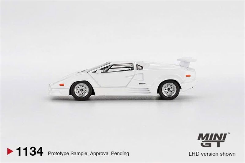  Mô hình xe Lamborghini Countach 25th Anniversary White tỉ lệ 1:64 bản card MiniGT MGT01134 NO CHASE CAR 