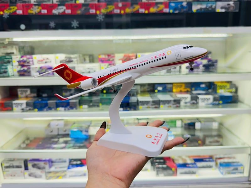  Mô hình máy bay Chengdu C909 (ARJ) 24cm MB24006 
