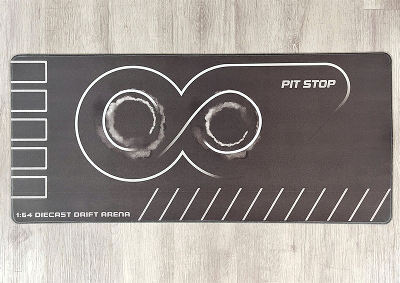  Diorama mô phỏng mặt đường - bãi đỗ xe - pit race in PP cán mờ chống nước bụi bẩn kích cỡ 90x40cm tỉ lệ 1:64 Autono1 DR602 