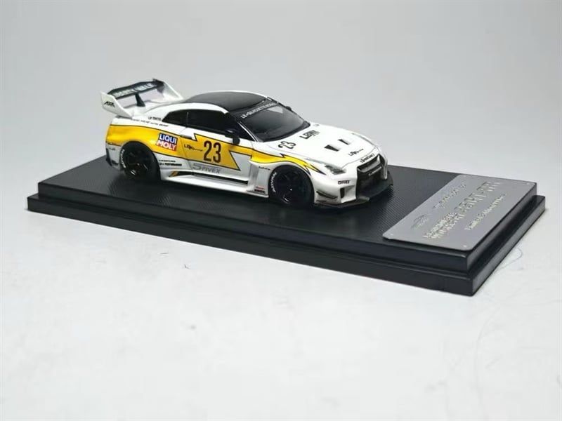  Mô hình xe ô tô Nissan GTR R35 Silhouette LB WORKS version 3.0 tỉ lê 1:64 MyModelCollect OT64600 