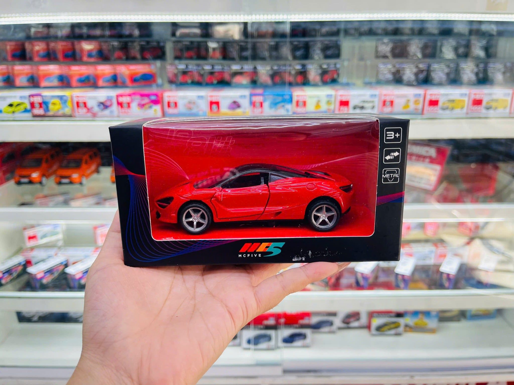  Mô hình xe bằng kim loại có trớn tỉ lệ 1:36 OT36001 
