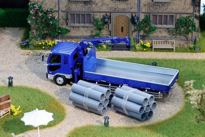  Mô hình xe Mitsubishi Fuso Fighter Truck With Crane tỉ lệ 1:64 GCD model KS-082-634 
