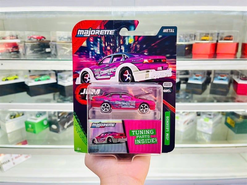  Mô hình xe JDM Legends Deluxe Nissan Cefiro A31 pink with tuning part tỉ lệ 1:64 Majorette 8504101001 