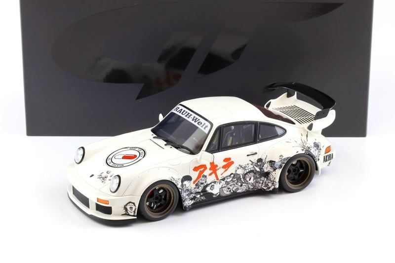  Mô hình xe Porsche 911 RWB Rauh-Welt Akira 2024 Glacier white tỉ lệ 1:18 GT Spirit GT508 
