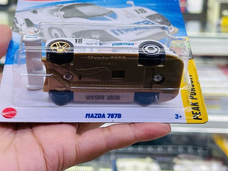  Mô hình xe Mazda 787B Hotwheels kim loại có bản quyền chính hãng tỉ lệ 1:64 C4982-MA 