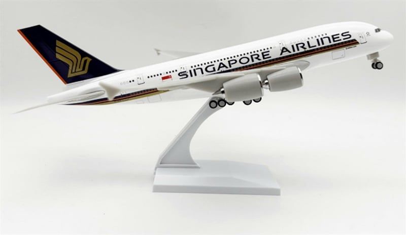  Mô hình máy bay Singapore Airlines Airbus A380 30cm MB30016 