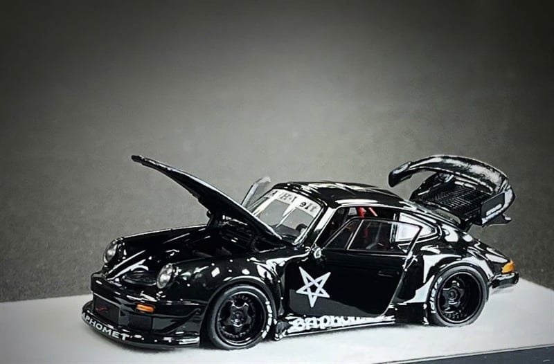  Mô hình xe Porsche RWB930 Baphomet Demon tỉ lệ 1:64 PGM PGM-640210 