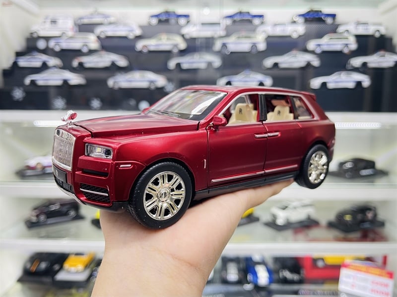  Xe ô tô mô hình bằng hợp kim và nhựa RR Cullinan tỉ lệ 1:24 Chezhi OT340 