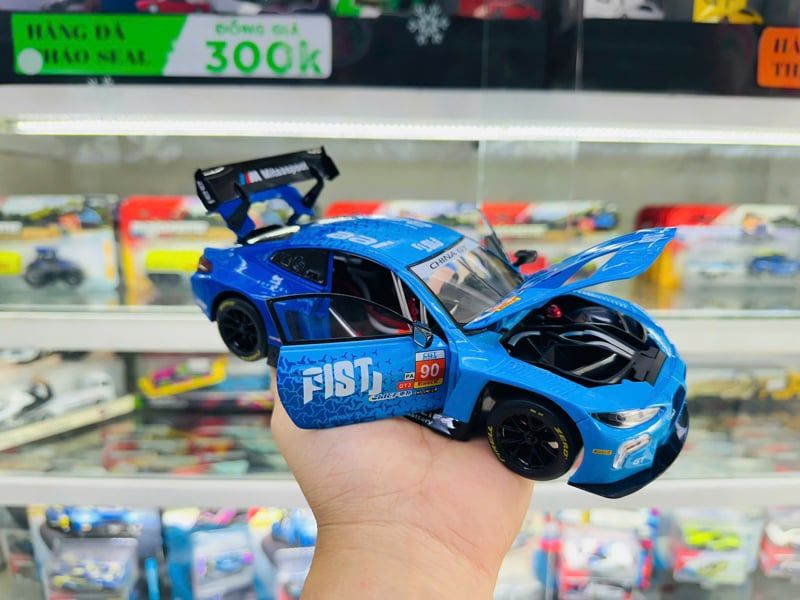  Xe ô tô mô hình bằng hợp kim và nhựa BM M4 GT3 tỉ lệ 1:24 JinLiFang OT24156 