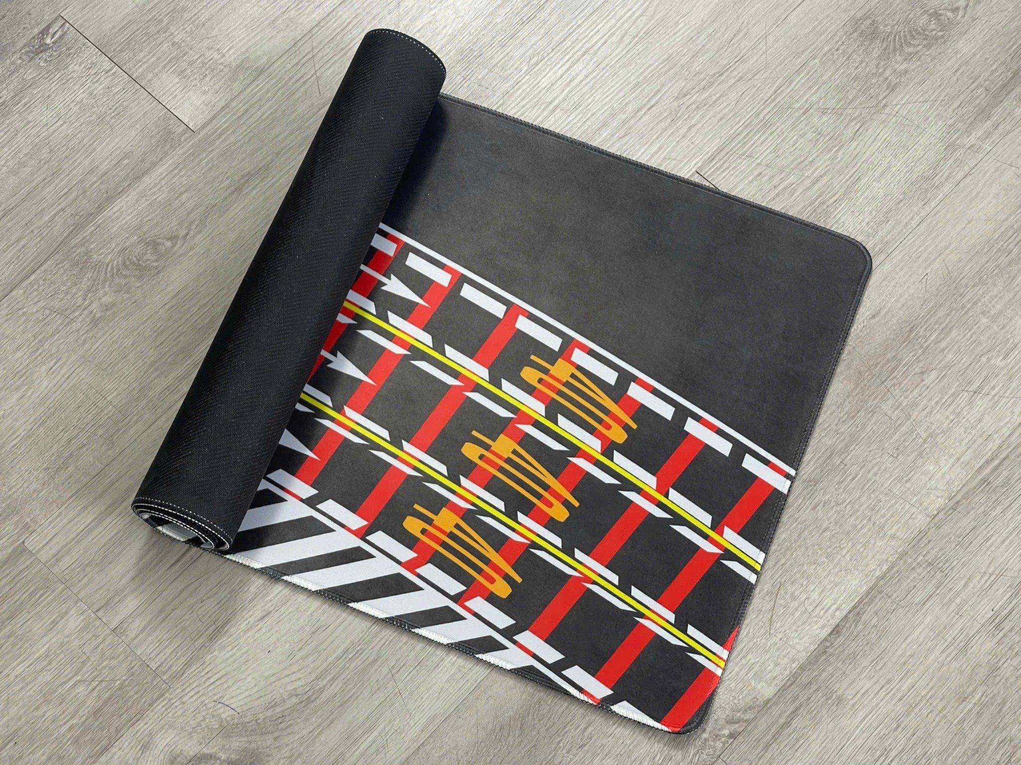  Phụ kiện thảm sa bàn chống trượt mô phỏng diorama đường cua cao tốc kích thước 90x40 cho mô hình xe 1:64 Autono1 PT024 