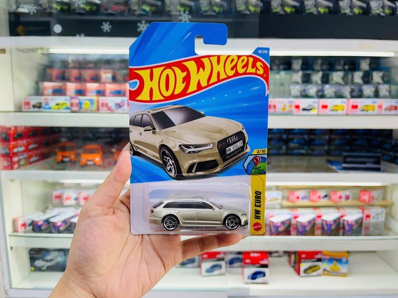  Mô hình xe Audi '17 RS 6 Avant Champange Hot Wheels kim loại có bản quyền chính hãng tỉ lệ 1:64 C4982-AD 